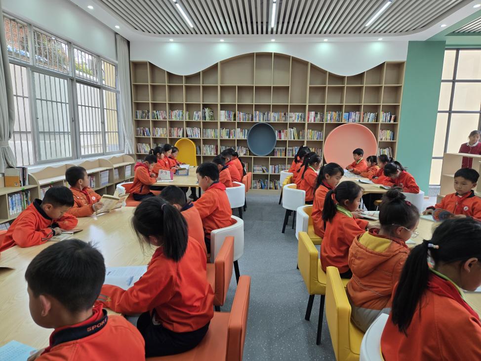 云南省楚雄彝族自治州南华县东城小学的