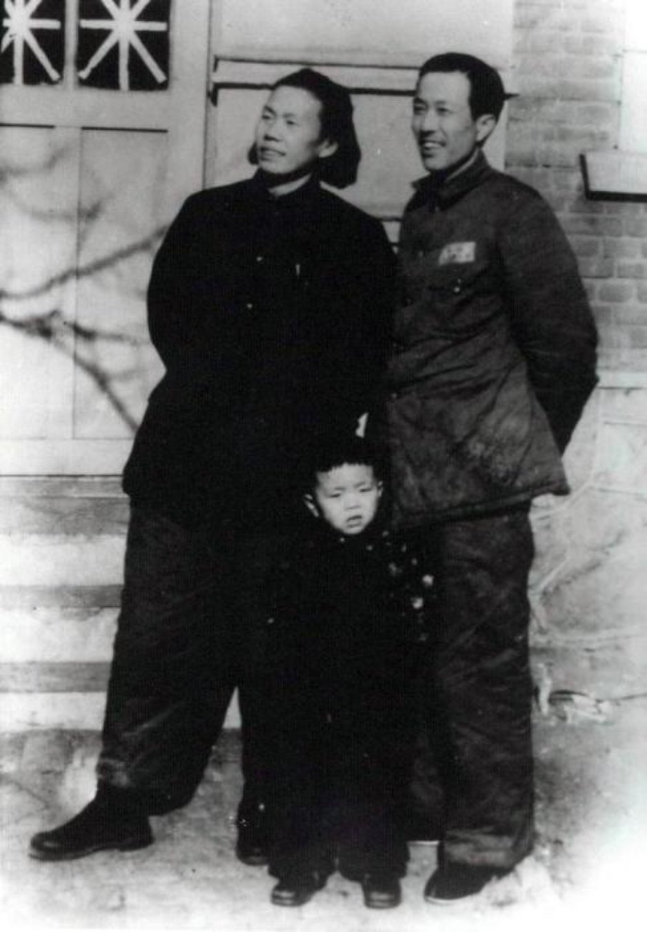 要从一本1948年东北书店出版的精装
