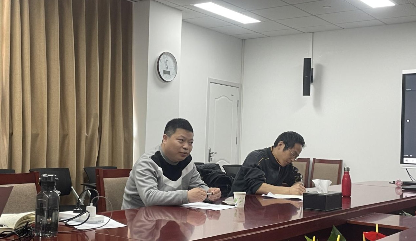 对照阅读微生物地质学实验室自学活动于