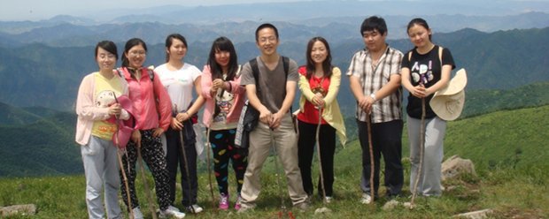 登山游湖