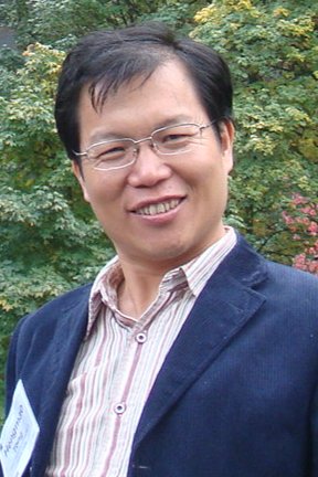 鲜成钢