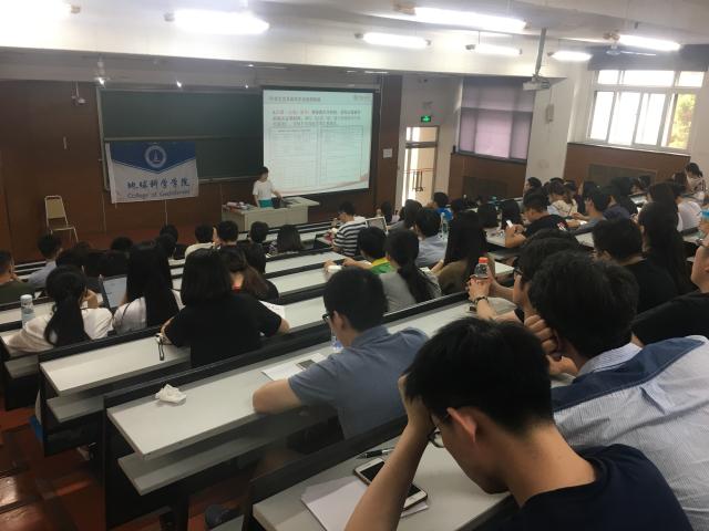 增强毕业生党员党性意识和组织观念