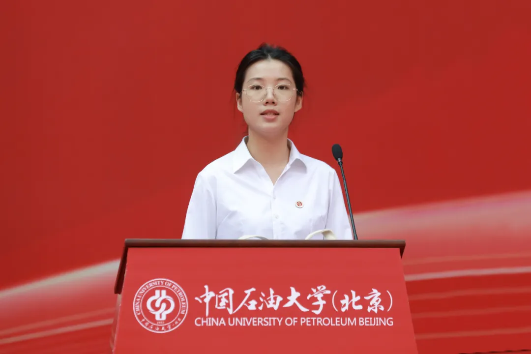 温情短片与青春旋律交相辉映