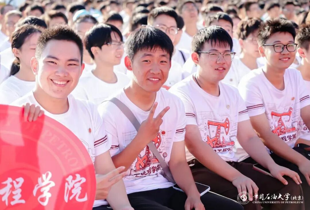 激荡起青春最昂扬的回响