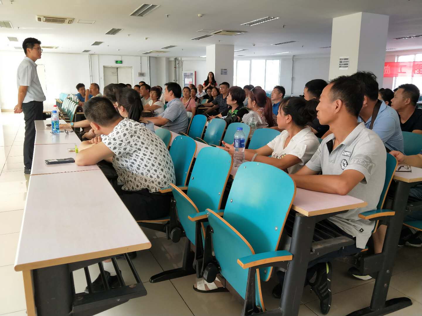 石油工程win德赢正版入口新生入学迎