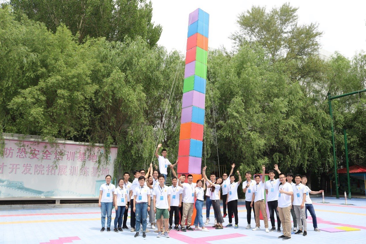 社团骨干等一行28人